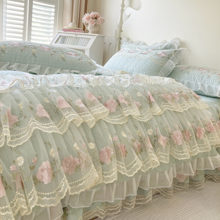 91家纺网 家纺一手货源 找家纺 恋尚 2025新款木棉蕾丝床裙四件套-泡芙 泡芙-香草绿