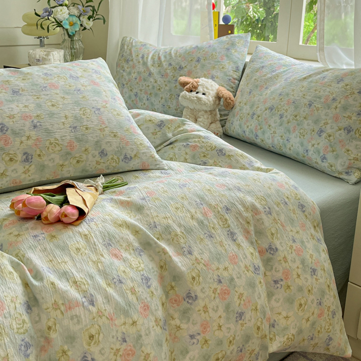 91家纺网 家纺一手货源 找家纺 （总）玉海棠家纺 2025新款云感提花双层纱印花系列四件套-场景二