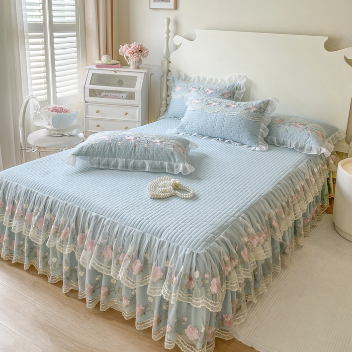 91家纺网 家纺一手货源 找家纺 恋尚 2025新款木棉蕾丝床裙四件套-泡芙 泡芙-清新蓝