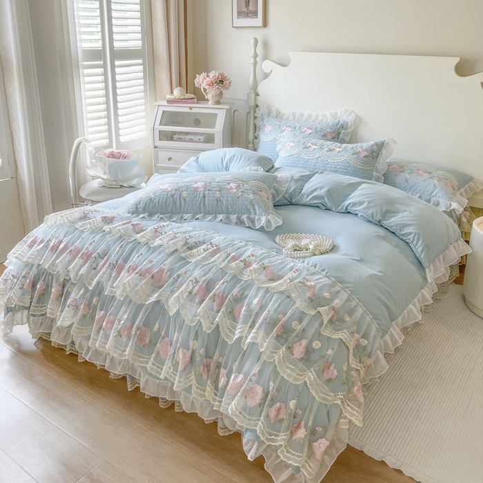 91家纺网 家纺一手货源 找家纺 恋尚 2025新款木棉蕾丝床裙四件套-泡芙 泡芙-清新蓝