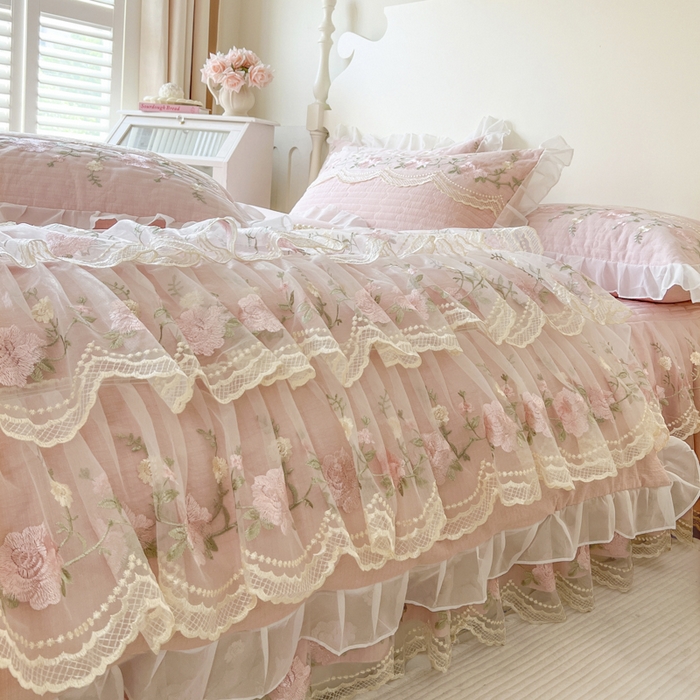 91家纺网 家纺一手货源 找家纺 （总）恋尚 2025新款木棉蕾丝床裙四件套-泡芙