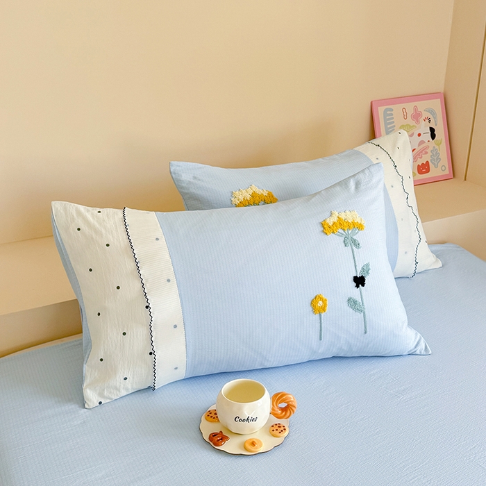 91家纺网 家纺一手货源 找家纺 梧桐家居 2025爆款毛巾绣皱皱双层纱四件套安娜花园安娜花园系列 安娜花园-天蓝