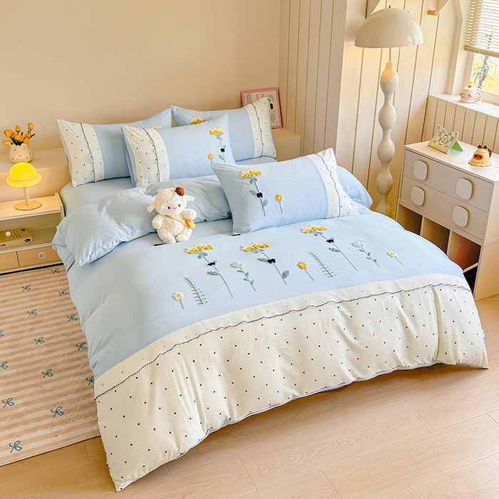 91家纺网 家纺一手货源 找家纺 梧桐家居 2025爆款毛巾绣皱皱双层纱四件套安娜花园安娜花园系列 安娜花园-天蓝