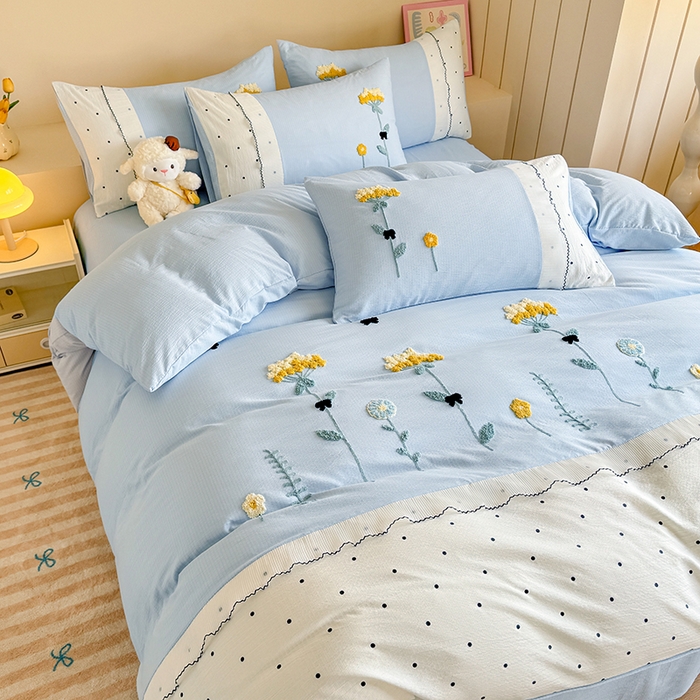 91家纺网 家纺一手货源 找家纺 梧桐家居 2025爆款毛巾绣皱皱双层纱四件套安娜花园安娜花园系列 安娜花园-天蓝