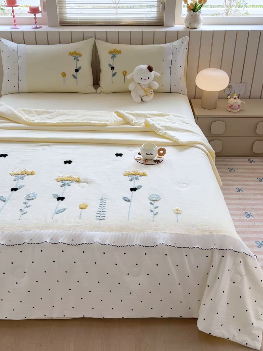 91家纺网 家纺一手货源 找家纺 （总）梧桐家居 2025爆款小清新绣花蕾丝边全棉夏被夏凉被空调被四件套 安娜花园