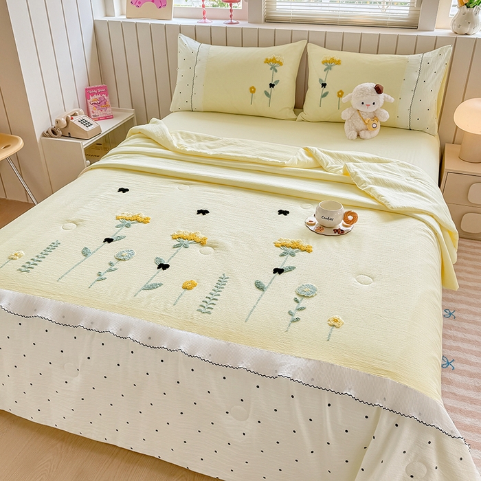 91家纺网 家纺一手货源 找家纺 （总）梧桐家居 2025爆款小清新绣花蕾丝边全棉夏被夏凉被空调被四件套 安娜花园