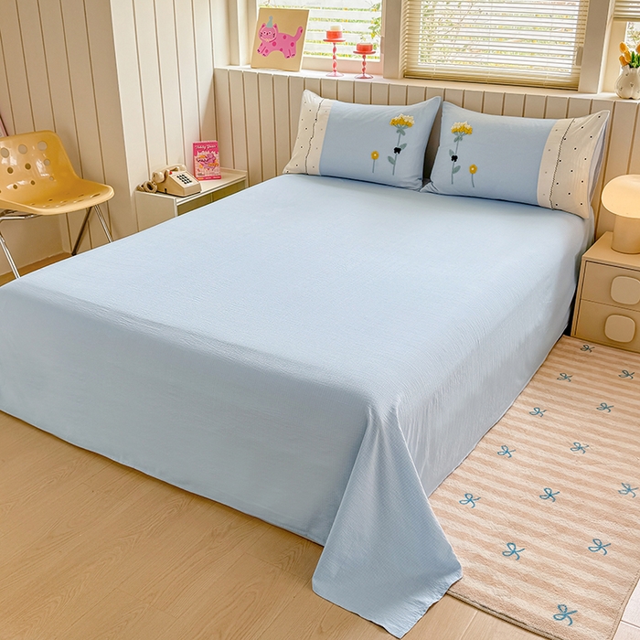 91家纺网 家纺一手货源 找家纺 梧桐家居 2025爆款小清新绣花蕾丝边全棉夏被夏凉被空调被四件套 安娜花园 安娜花园-天蓝