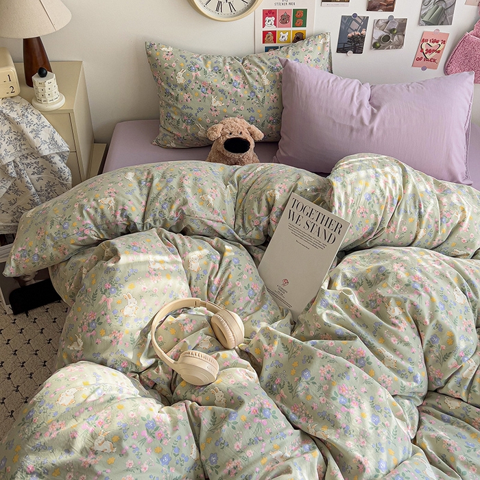 91家纺网 家纺一手货源 找家纺 韩巢家纺 2025新款水洗棉印花被套床单四件套学生宿舍床上三件套 -提供卖家秀 丝带飞飞兔