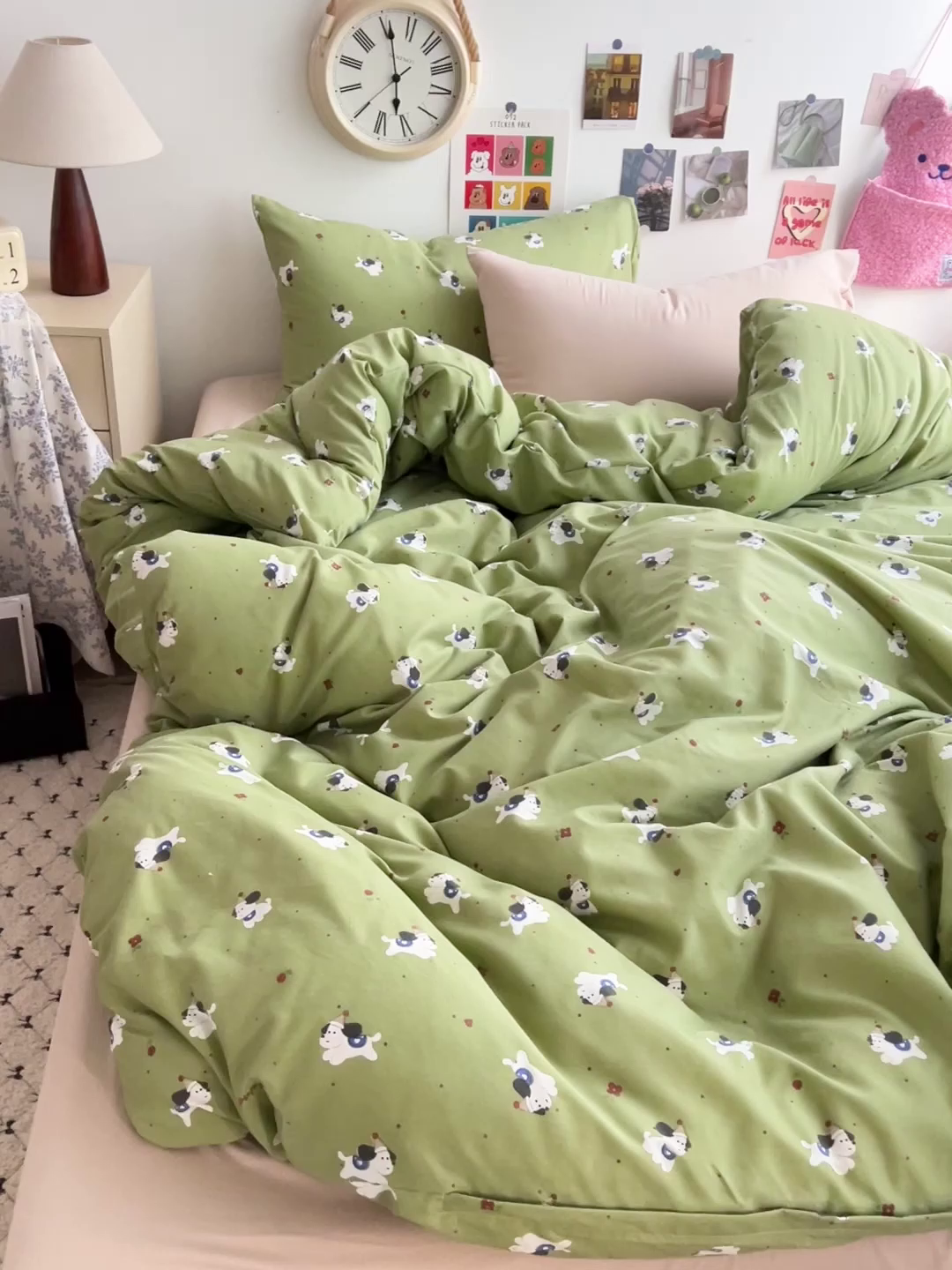 91家纺网 家纺一手货源 找家纺 韩巢家纺 2025新款水洗棉印花被套床单四件套学生宿舍床上三件套 -提供卖家秀 一只绿狗