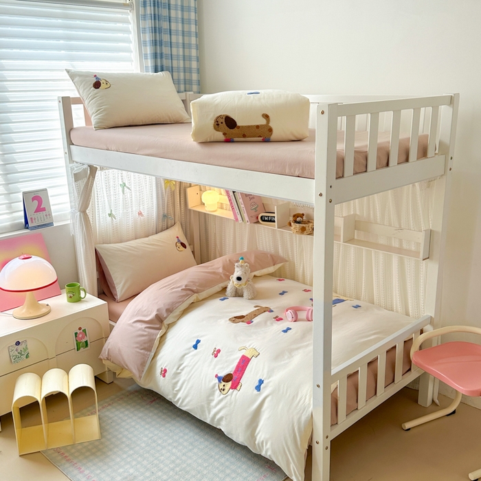 91家纺网 家纺一手货源 找家纺 （总）如意朵 2025新款全棉小清新绣花学生季三四件套