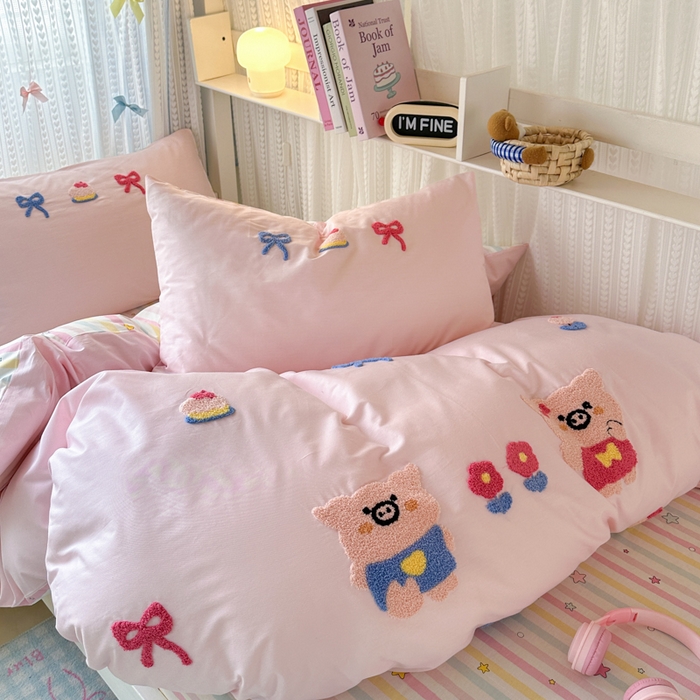 91家纺网 家纺一手货源 找家纺 （总）如意朵 2025新款全棉小清新绣花学生季三四件套