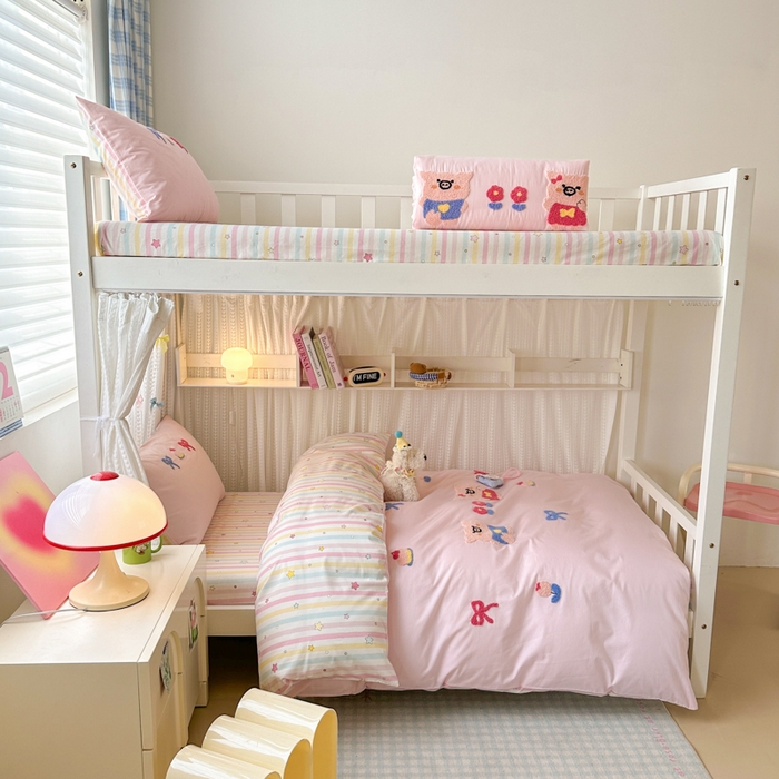 91家纺网 家纺一手货源 找家纺 如意朵 2025新款全棉小清新绣花学生季三四件套 诸事顺意