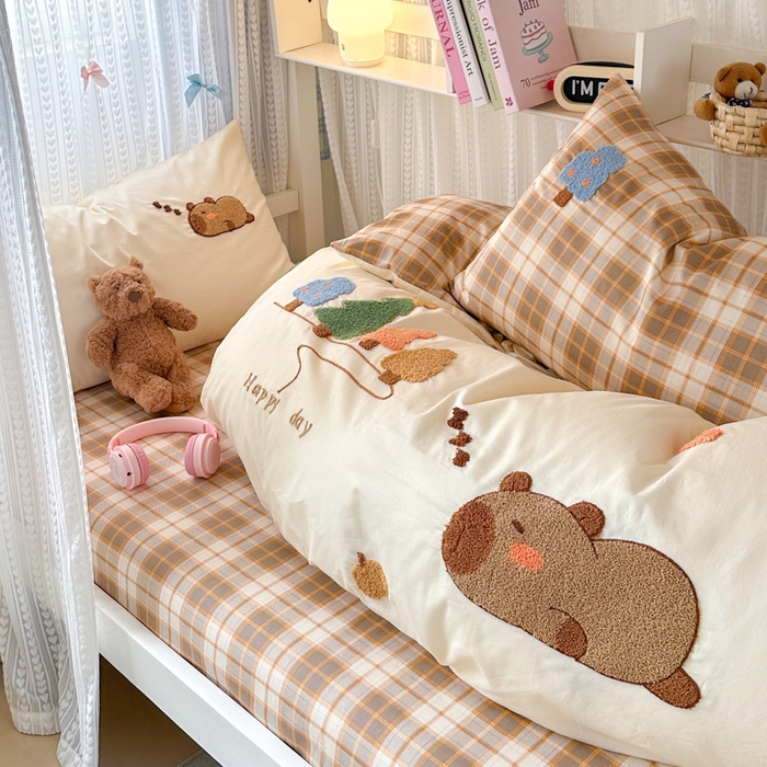 91家纺网 家纺一手货源 找家纺 如意朵 2025新款全棉小清新绣花学生季三四件套 可爱巴拉