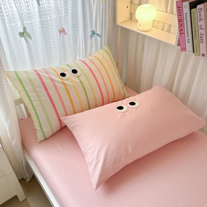 91家纺网 家纺一手货源 找家纺 如意朵 2025新款全棉小清新绣花学生季三四件套 一起嗨