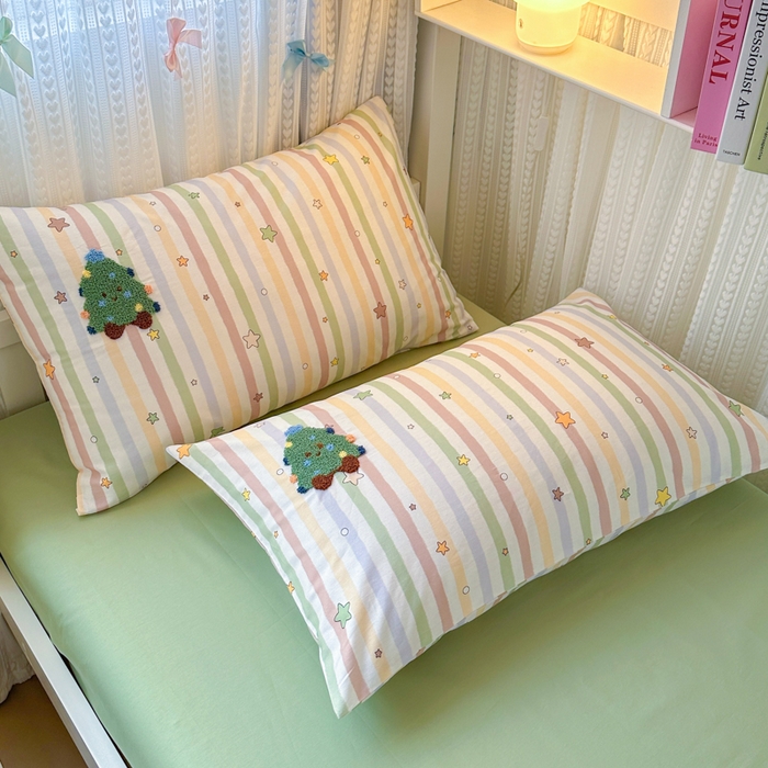 91家纺网 家纺一手货源 找家纺 如意朵 2025新款全棉小清新绣花学生季三四件套 彩色星星