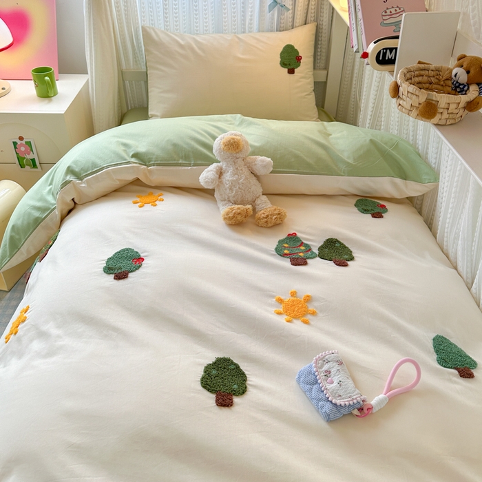 91家纺网 家纺一手货源 找家纺 如意朵 2025新款全棉小清新绣花学生季三四件套 美好时光