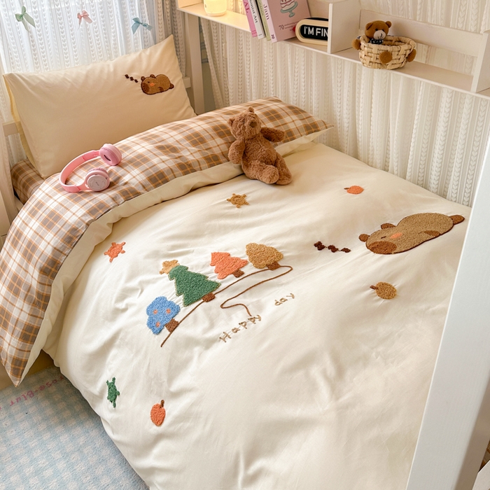 91家纺网 家纺一手货源 找家纺 如意朵 2025新款全棉小清新绣花学生季三四件套 可爱巴拉