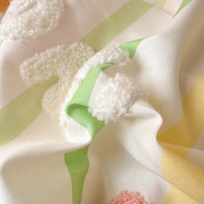 91家纺网 家纺一手货源 找家纺 如意朵 2025新款全棉小清新绣花学生季三四件套 一起嗨