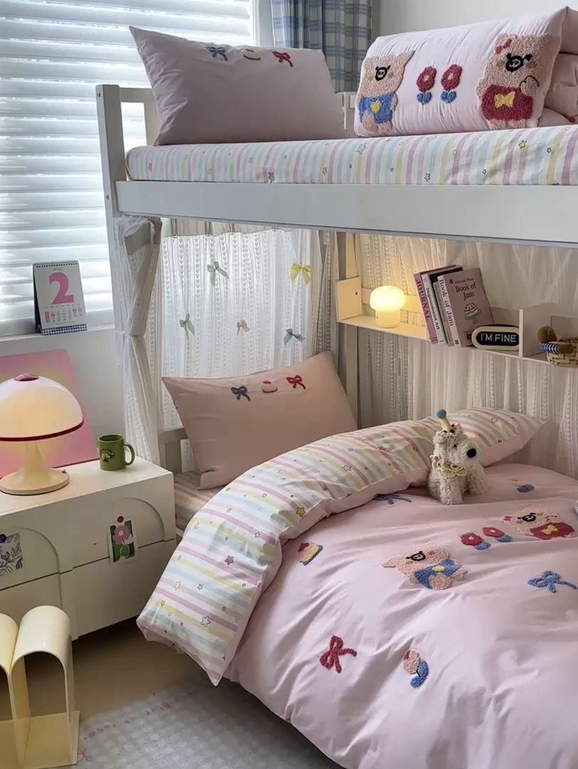 91家纺网 家纺一手货源 找家纺 （总）如意朵 2025新款全棉小清新绣花学生季三四件套