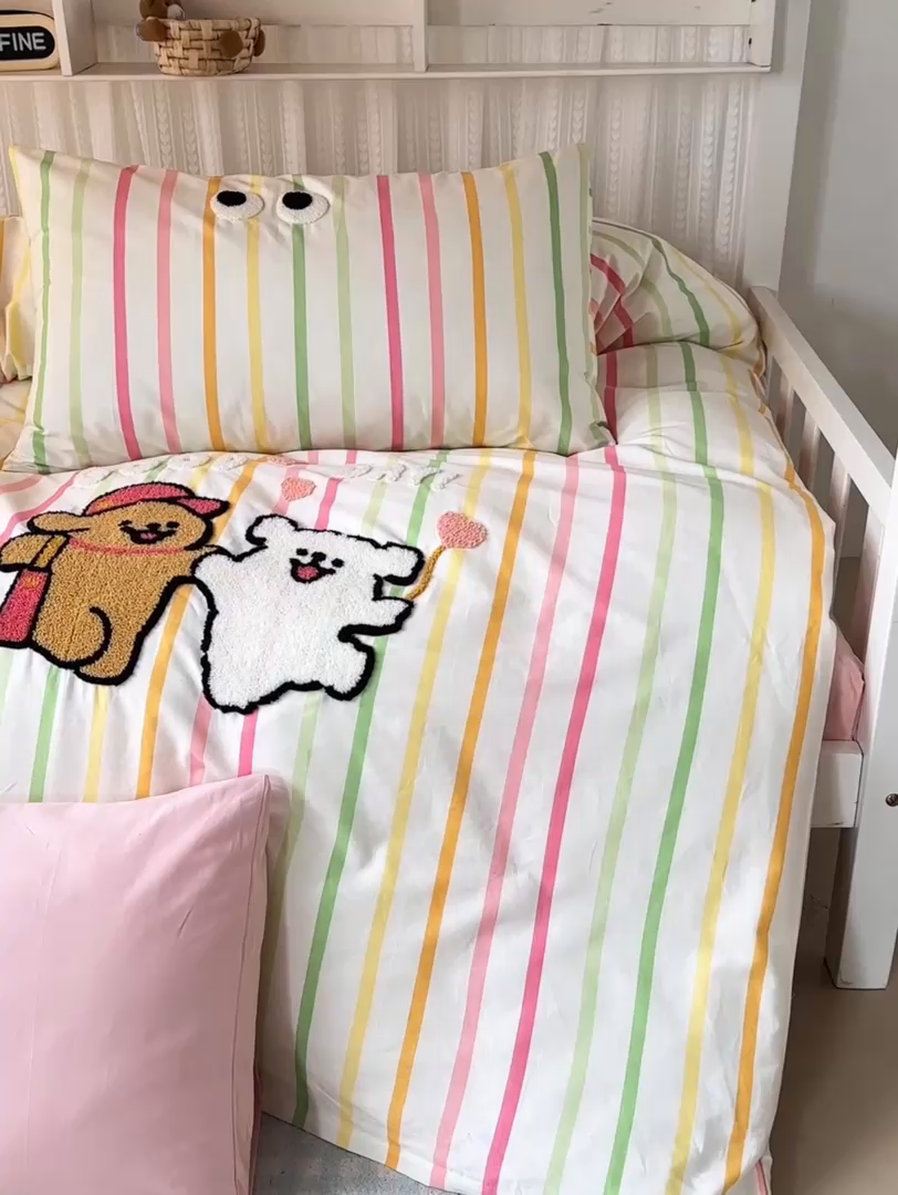 91家纺网 家纺一手货源 找家纺 如意朵 2025新款全棉小清新绣花学生季三四件套 一起嗨