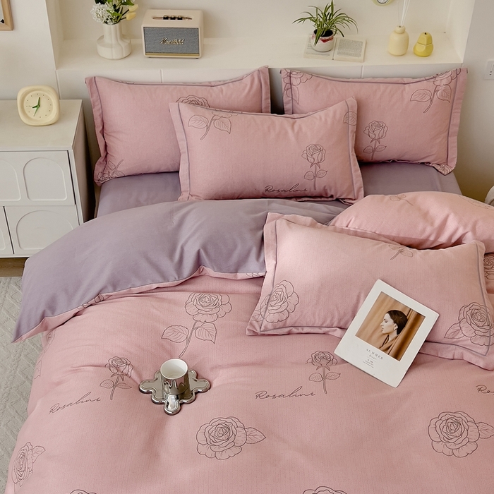 91家纺网 家纺一手货源 找家纺 优品阁 2024新款亲肤舒适全棉磨毛四件套学生三件套系列 法风玫瑰-粉