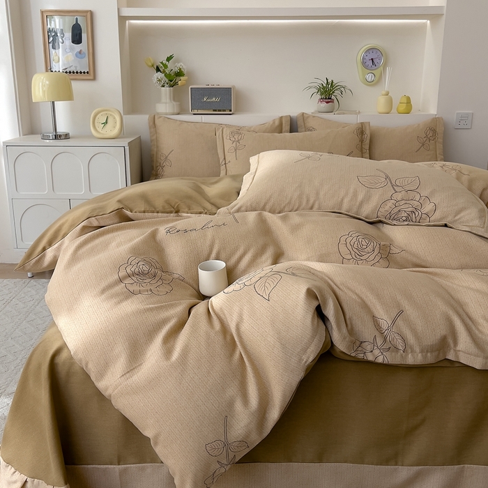 91家纺网 家纺一手货源 找家纺 优品阁 2024新款亲肤舒适全棉磨毛四件套学生三件套系列 法风玫瑰-咖