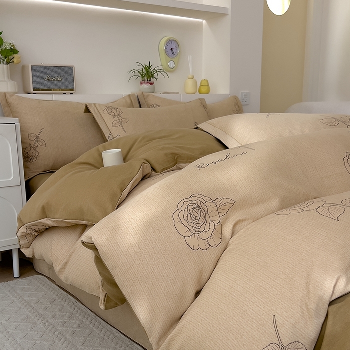 91家纺网 家纺一手货源 找家纺 优品阁 2024新款亲肤舒适全棉磨毛四件套学生三件套系列 法风玫瑰-咖