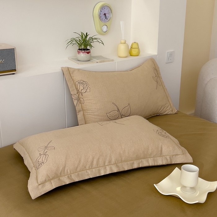 91家纺网 家纺一手货源 找家纺 优品阁 2024新款亲肤舒适全棉磨毛四件套学生三件套系列 法风玫瑰-咖