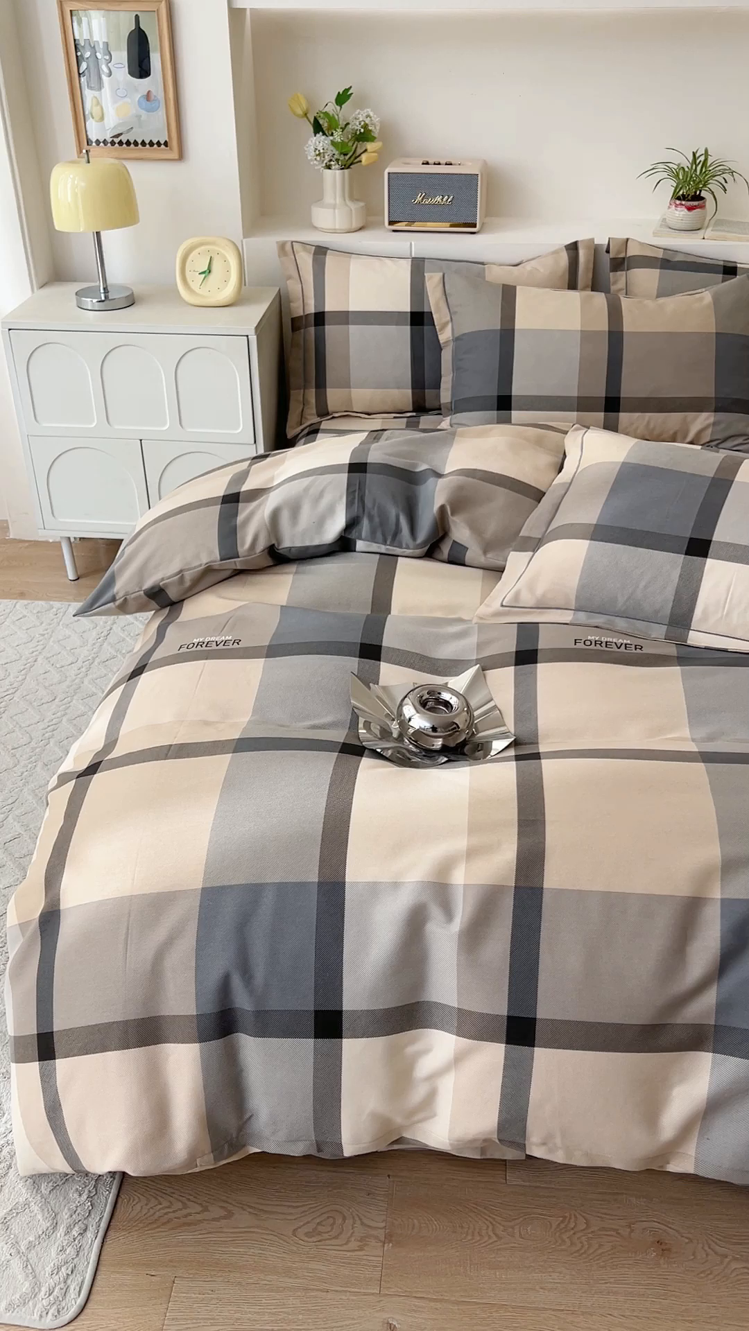 91家纺网 家纺一手货源 找家纺 优品阁 2024新款亲肤舒适全棉磨毛四件套学生三件套系列 曼迪-咖