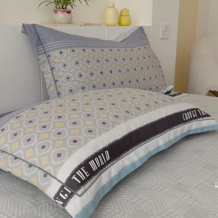 91家纺网 家纺一手货源 找家纺 优品阁 2024新款亲肤舒适全棉磨毛四件套学生三件套系列 摩登气息-灰