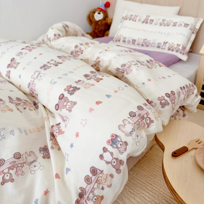 91家纺网 家纺一手货源 找家纺 2025新款全棉26℃有氧双层纱幼儿园多件套 快乐小熊