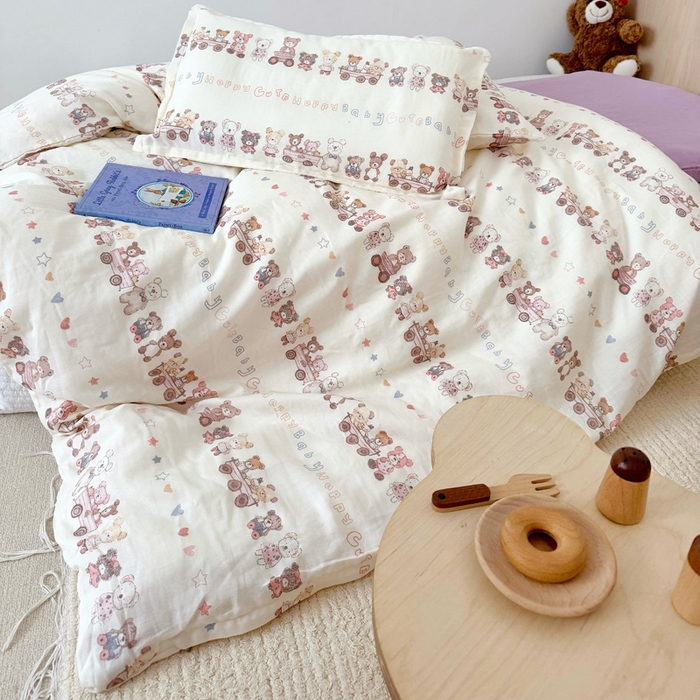 91家纺网 家纺一手货源 找家纺 2025新款全棉26℃有氧双层纱幼儿园多件套 快乐小熊