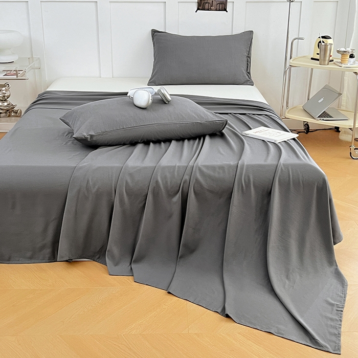 91家纺网 家纺一手货源 找家纺 彩韵家纺 2025新款柔软云感水洗m床单系列 银优灰