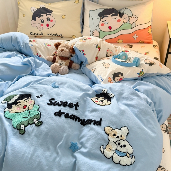 91家纺网 家纺一手货源 找家纺 一霖家纺 2025新款高克重云朵棉数码印花＋毛巾绣四件套 晚安 小新