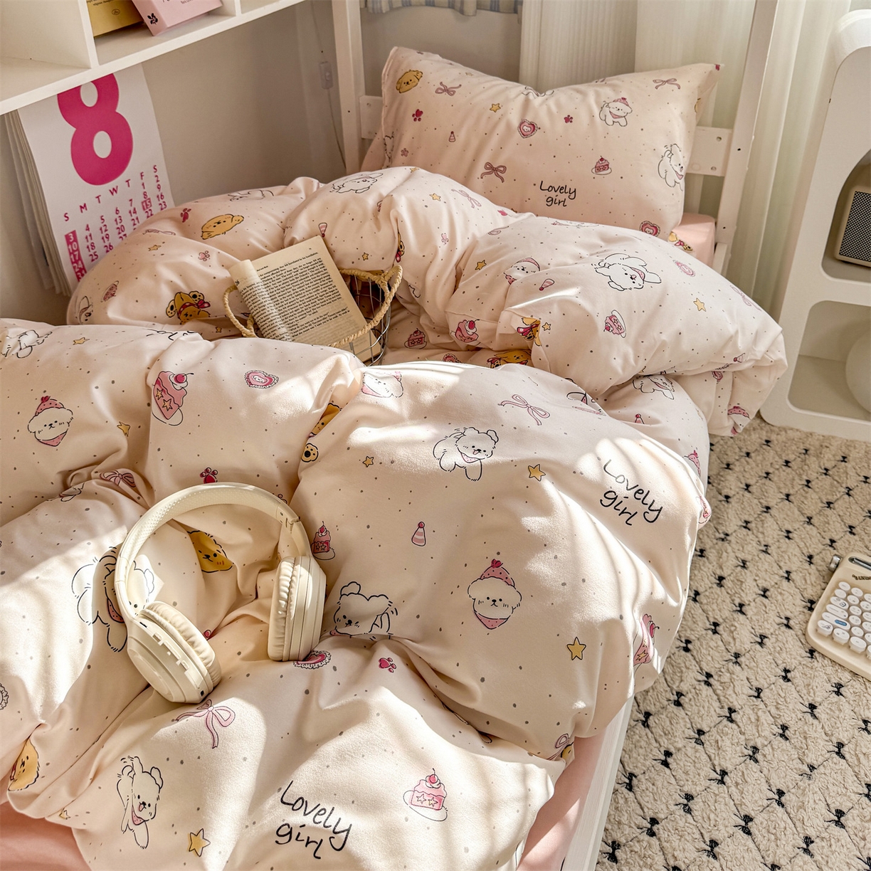 91家纺网 家纺一手货源 找家纺 多品家纺 2025新款ins风水洗棉学生宿舍上下铺三件套 蛋糕狗