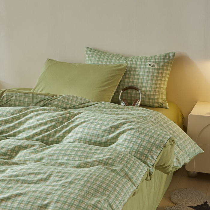 91家纺网 家纺一手货源 找家纺 莱通家纺 2025新款纯色双拼四件套 绿小格