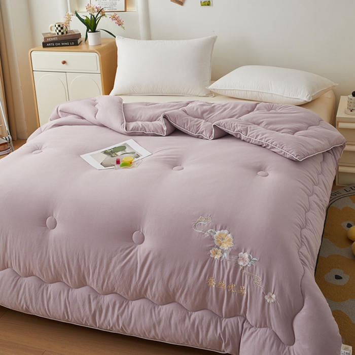 91家纺网 家纺一手货源 找家纺 喜糯糯 2025年新款春秋蛋白棉加厚款被子被芯四季被子被芯直播供货 香芋紫