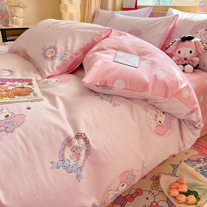 91家纺网 家纺一手货源 找家纺 蓝邻家纺 2025年新款三丽鸥正版授权全棉印花四件套系列-大床图 小兔美乐蒂