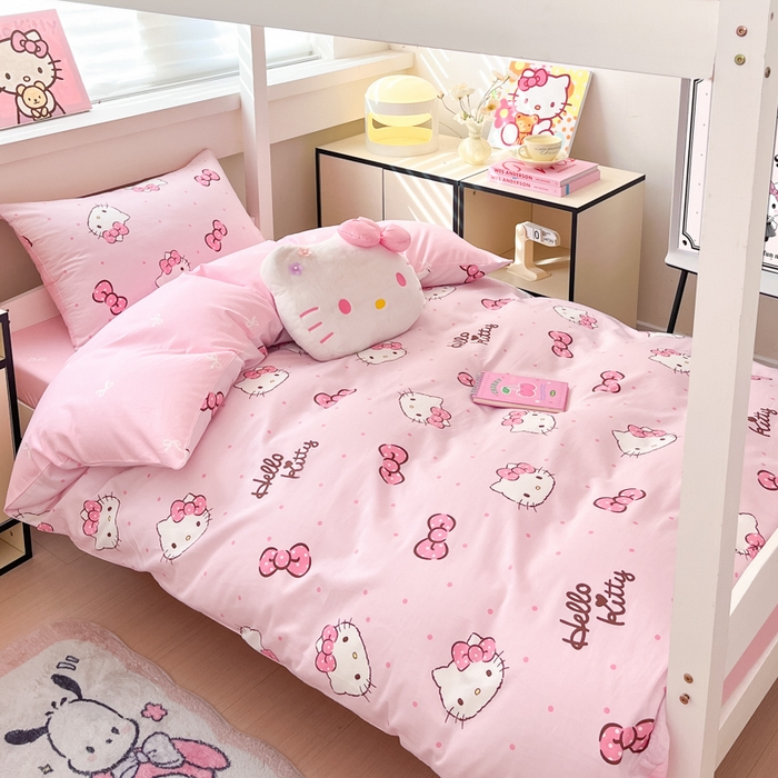 91家纺网 家纺一手货源 找家纺 暮思家居 2025新款三丽鸥授权全棉少女印花系列学生宿舍三件套四件套 可爱凯蒂