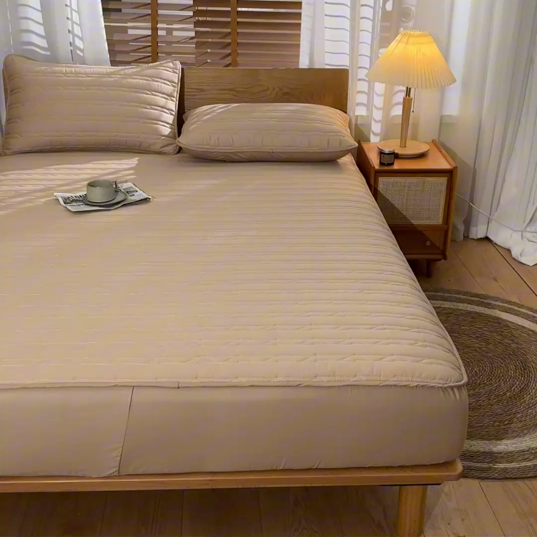 91家纺网 家纺一手货源 找家纺 雪云美2025新款全棉夹棉床笠斜纹A类纯棉床罩可定制尺寸 条纹- 驼色