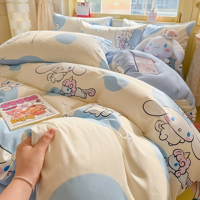 91家纺网 家纺一手货源 找家纺 蓝邻家纺 2025年新款三丽鸥正版授权全棉印花四件套系列-大床图 玉桂狗