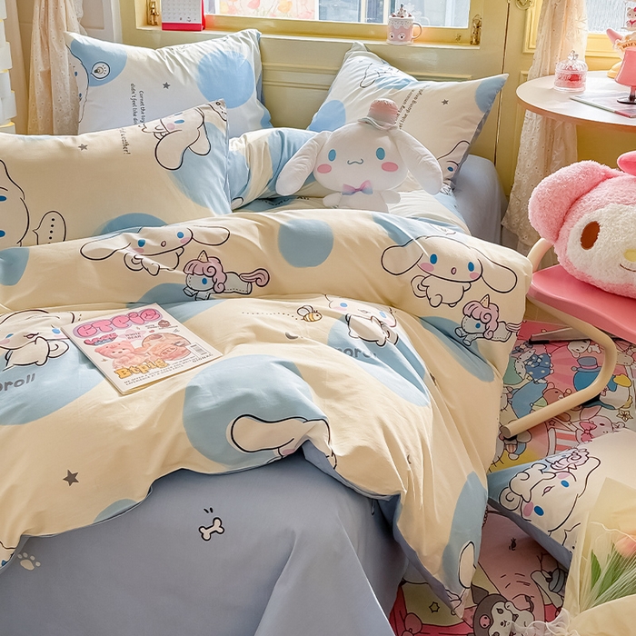 91家纺网 家纺一手货源 找家纺 蓝邻家纺 2025年新款三丽鸥正版授权全棉印花四件套系列-大床图 玉桂狗