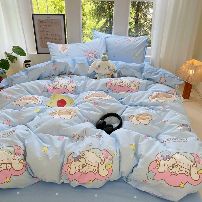 91家纺网 家纺一手货源 找家纺 蓝邻家纺 2025年新款三丽鸥正版授权全棉印花四件套系列-大床图 彩虹玉桂狗