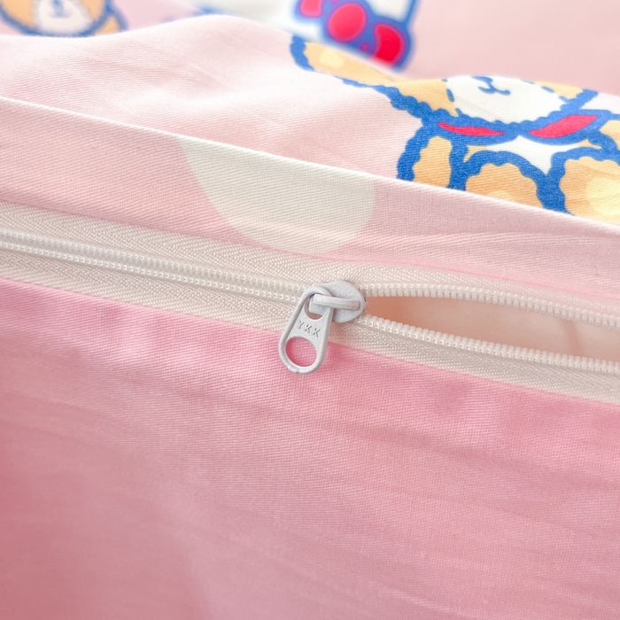 91家纺网 家纺一手货源 找家纺 暮思家居 2025新款三丽鸥授权全棉少女印花系列学生宿舍三件套四件套 kt和熊