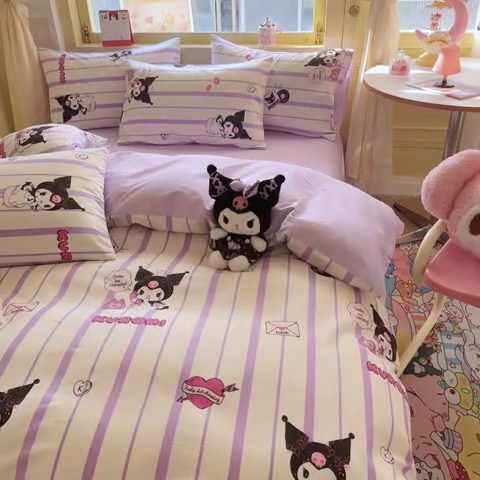 91家纺网 家纺一手货源 找家纺 蓝邻家纺 2025年新款三丽鸥正版授权全棉印花四件套系列-大床图 米酷-紫