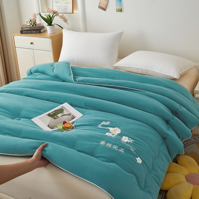 91家纺网 家纺一手货源 找家纺 喜糯糯 2025年新款春秋蛋白棉加厚款被子被芯四季被子被芯直播供货 松石绿