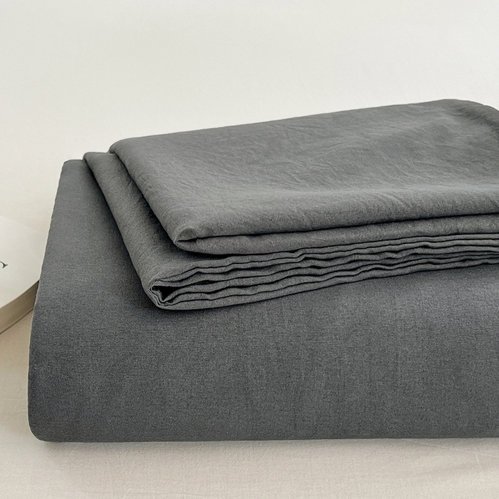 91家纺网 家纺一手货源 找家纺 卡迪熊家纺2025新款水洗m床单 绅士灰