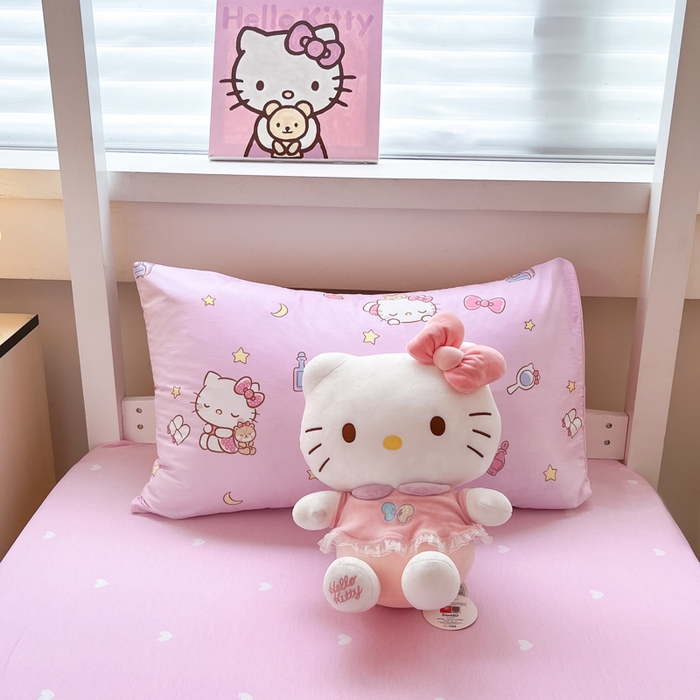 91家纺网 家纺一手货源 找家纺 暮思家居 2025新款三丽鸥授权全棉少女印花系列学生宿舍三件套四件套 美美凯蒂