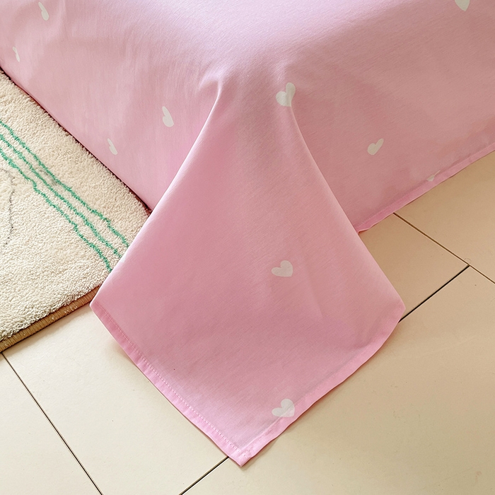 91家纺网 家纺一手货源 找家纺 蓝邻家纺 2025年新款三丽鸥正版授权全棉印花四件套系列-大床图 开心凯蒂