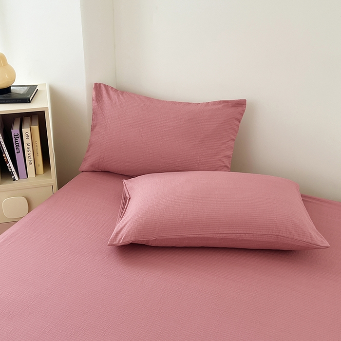 91家纺网 家纺一手货源 找家纺 卡迪熊家纺2025新款木m双层纱床单 珊瑚红